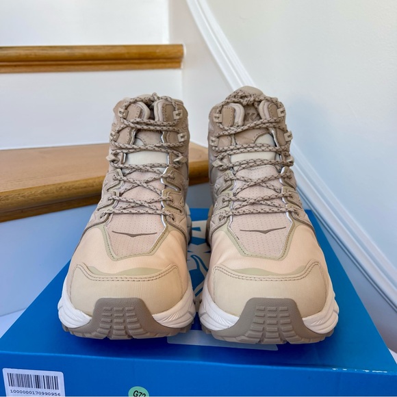 NWT Hoka Anacapa Mid GTX Hiking Shoes Shifting Sand / Eggnog Gore Tex Boots - Picture 12 of 16